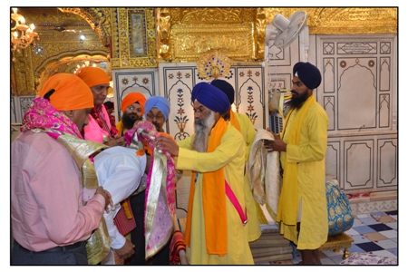Visit to Sachkhand Gurudwara