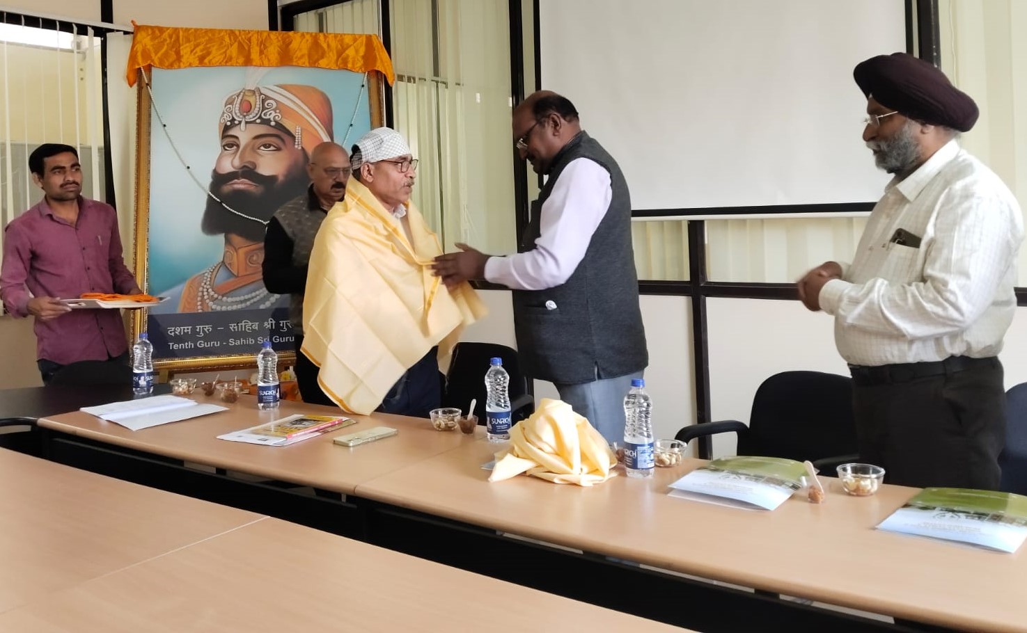 Bandha Bahadur ek vayakti rekha Lecture